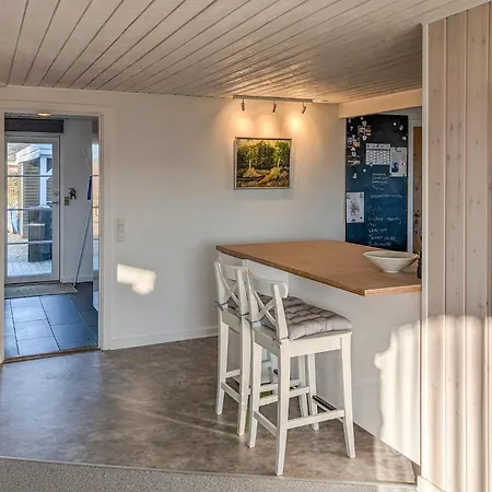 Prázdninový dům 3 Bedroom Cozy In *