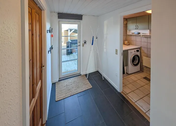 3 Bedroom Cozy In Prázdninový dům Haderslev